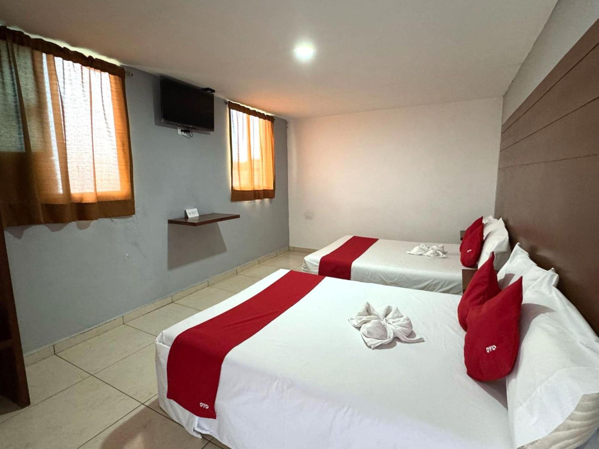 Oyo Hotel Familiar Tollan Cholula Extérieur photo