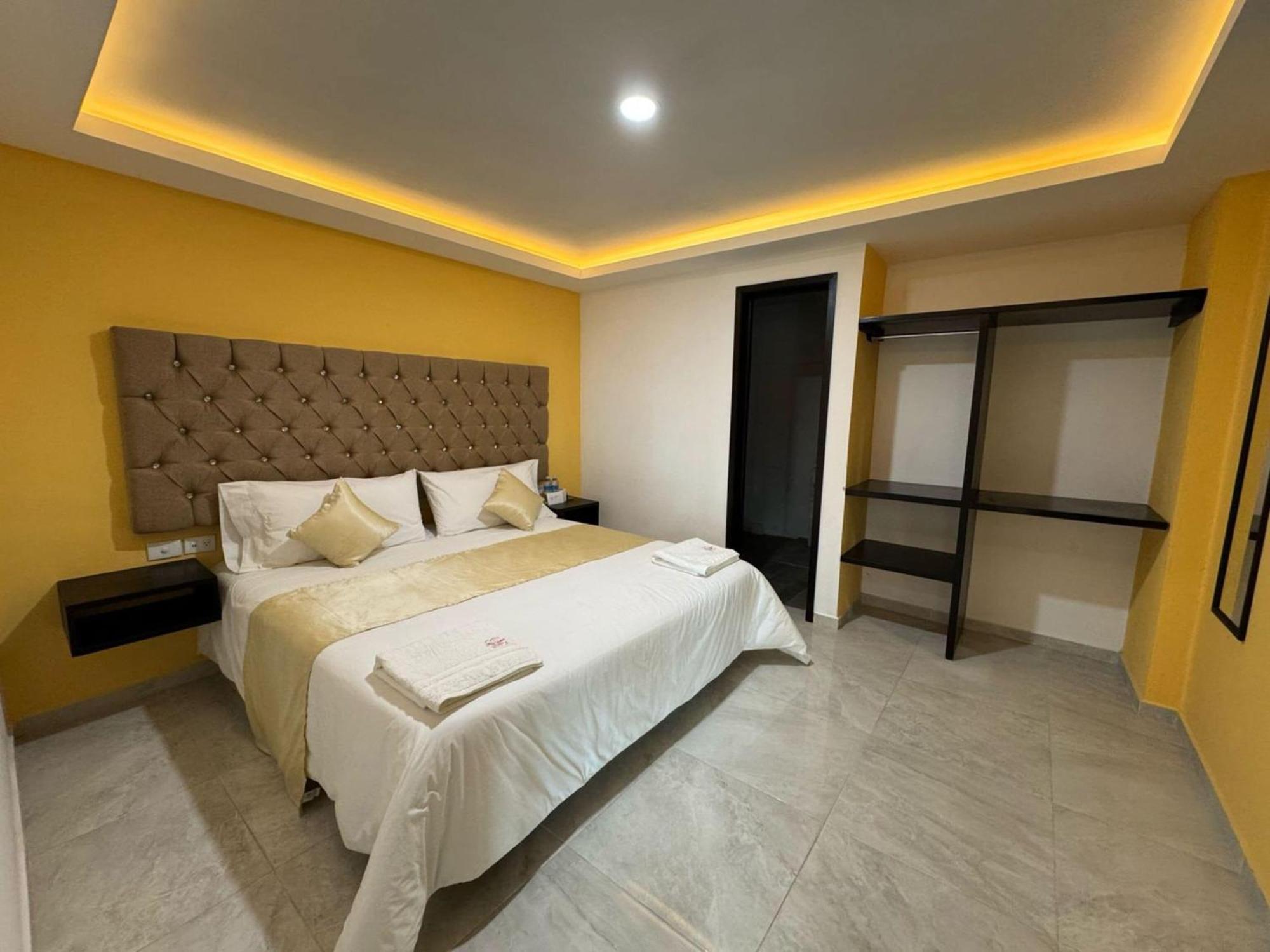 Oyo Hotel Familiar Tollan Cholula Extérieur photo