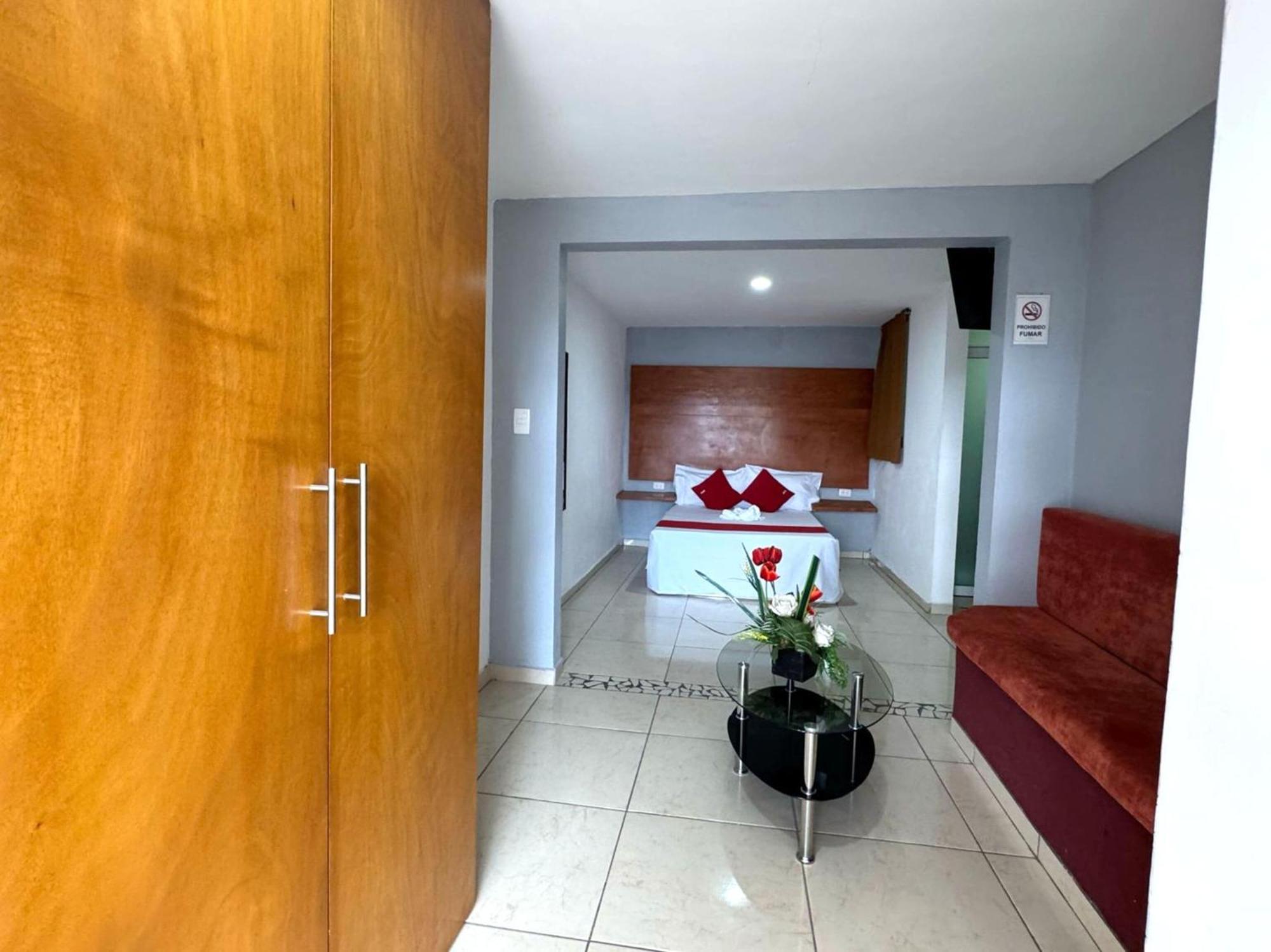 Oyo Hotel Familiar Tollan Cholula Extérieur photo